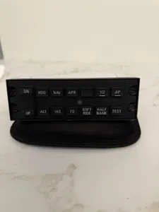 Bendix King KMC 321 Mode Controller P/N 065-0086-17